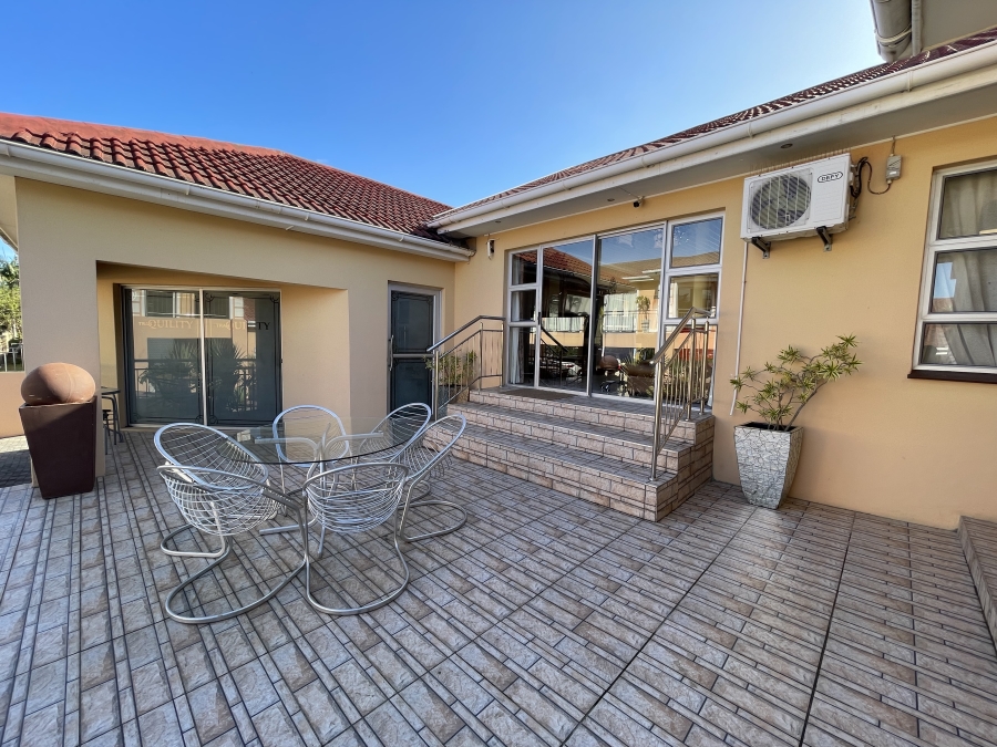 14 Bedroom Property for Sale in Haven Hills Eastern Cape